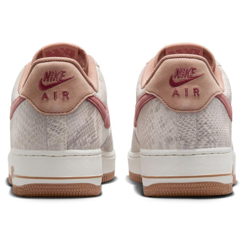 Nike Air Force 1 '07 LV8